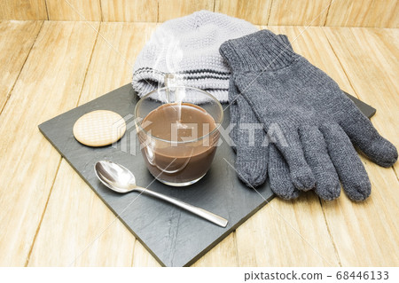 cup of hot chocolate cup of hot chocolate 68446133