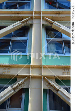 Seismic retrofitting of school buildings 68447218