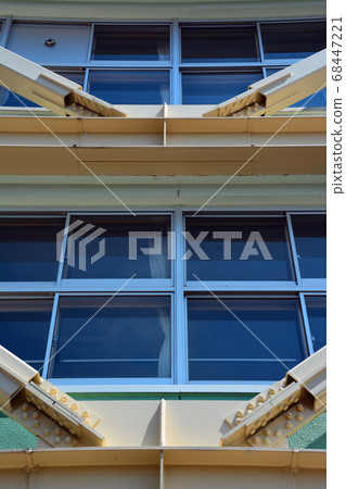 學校建築的抗震改造 68447221