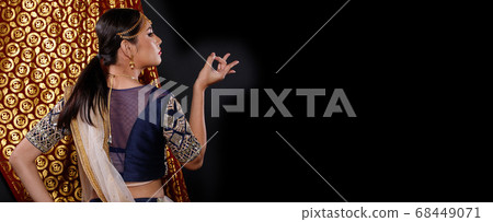 India Traditional costume Wedding bride dress on India Traditional costume Wedding bride dress on 68449071