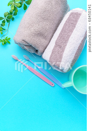Toothbrush and towel Toothbrush and towel 68450141