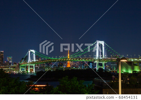 東京彩虹橋和灣區的夜景 東京彩虹橋和灣區的夜景 68454131