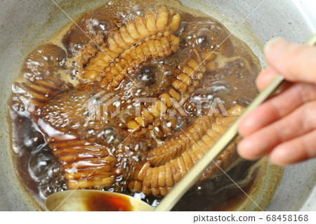 Boiled fish, boiled kasube, cooking scene Boiled fish, boiled kasube, cooking scene 68458168