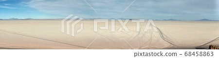 Pano of sun rise shot of captus and the Uyuni salar desert. South of Bolivia. 68458863