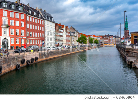 Copenhagen. The city embankment. 68460904