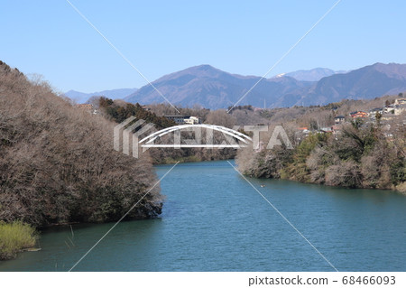Sagami River (Sagamihara City) as seen from the Nichiren Bridge Sagami River (Sagamihara City) as seen from the Nichiren Bridge 68466093