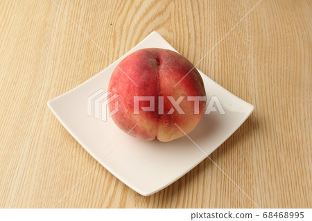 Peaches Peaches 68468995