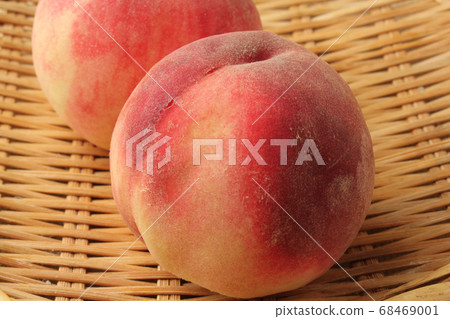 Peaches  68469001