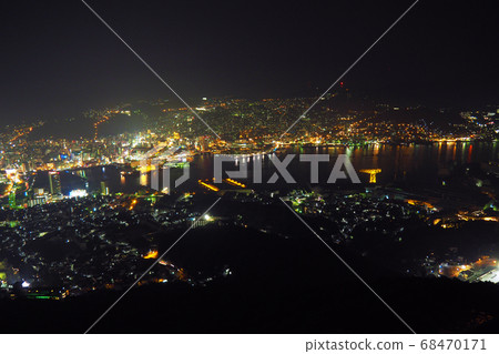 長崎的夜景(統一價格版:取自稻佐山) 長崎的夜景(統一價格版:取自稻佐山) 68470171