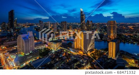 Cityscape in Bangkok city from roof top bar in Cityscape in Bangkok city from roof top bar in 68471332