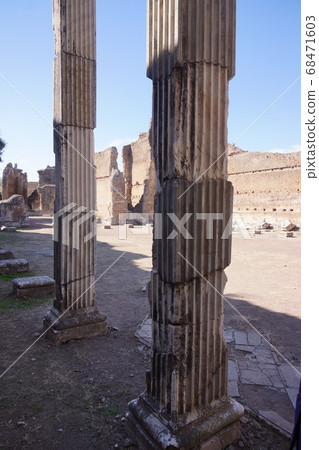 World heritage cityscape, Italy, Tivoli, Bitter Adriar World heritage cityscape, Italy, Tivoli, Bitter Adriar 68471603