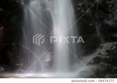 瀑布：源氏瀑布：源氏瀑布冷卻：大阪的100綠地：八公片野 68474175