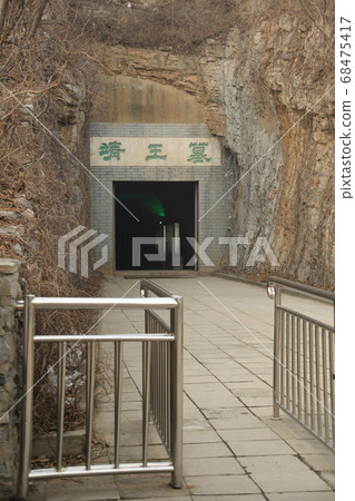 中國河北省滿勝漢墓 68475417