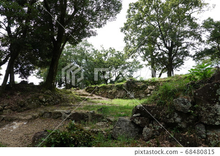 Mino Kanayama Castle (the remains of a cave under the main castle tower) Mino Kanayama Castle (the remains of a cave under the main castle tower) 68480815