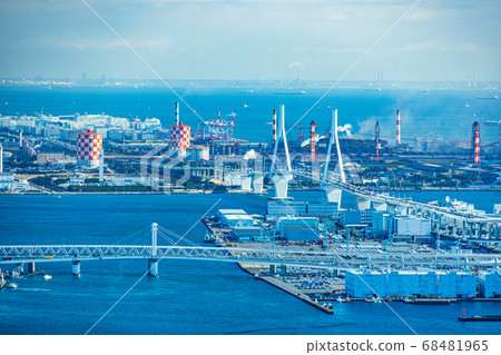 （神奈川縣）從橫濱地標塔看的工業區 68481965