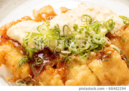雞南板(用塔塔醬)。 雞南板(用塔塔醬)。 68482294