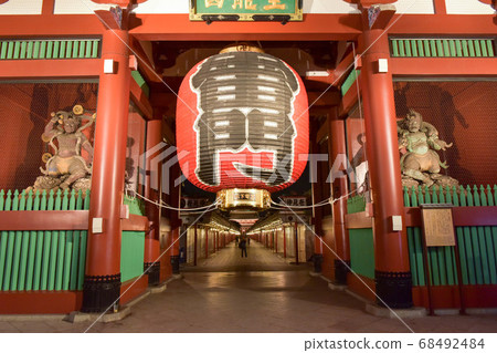 Sensoji Temple Kaminarimon at night Sensoji Temple Kaminarimon at night 68492484