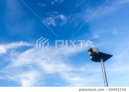 Outdoor speaker 68493156