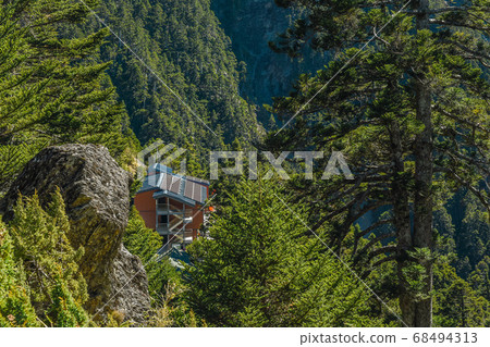 Taiwan Baiyue-Yushan Paiyun Villa Sunset and Dongpu Valley Taiwan Baiyue-Yushan Paiyun Villa Sunset and Dongpu Valley 68494313