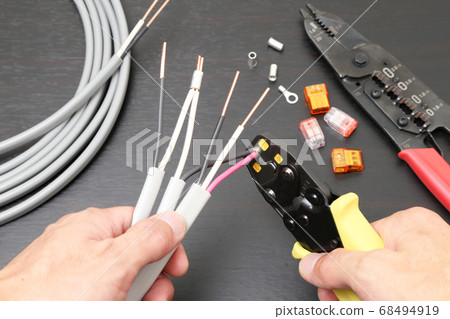 Electrical construction work  68494919