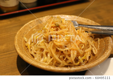 Ramen shop bean sprouts namul 68495111