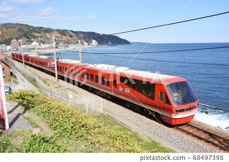 Izukyu Series 2100 (Kinme train) (Izukyu Katase Shirata-Izu Inatori coastline) Izukyu Series 2100 (Kinme train) (Izukyu Katase Shirata-Izu Inatori coastline) 68497398