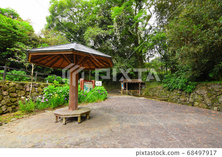 Tenshi no Mizu Park 68497917