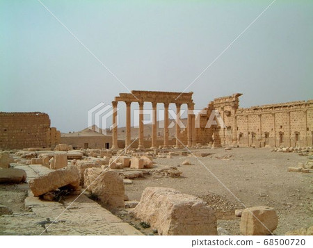 Old times of Palmyra ruins 2009 68500720