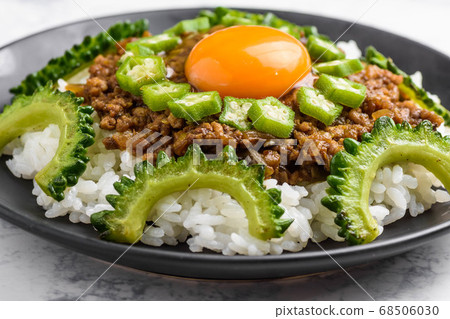 Summer taste bitter gourd curry Summer taste bitter gourd curry 68506030