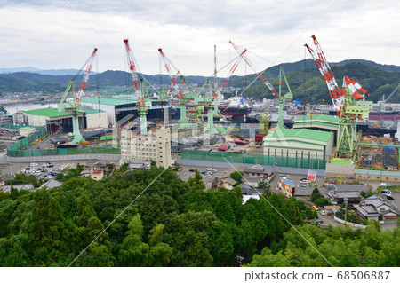 Scenery of shipyard 68506887