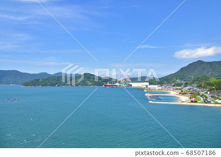 島波海道和自行車道的景色 68507186