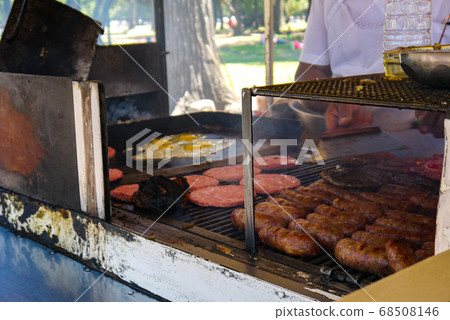 fastfood kiosk in Buenos Aires, Argentina fastfood kiosk in Buenos Aires, Argentina 68508146
