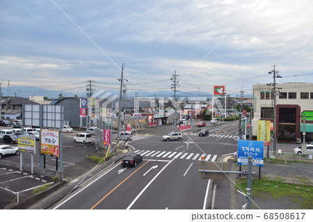 從米原站到尾張一宮站的東海道本線窗口風景 從米原站到尾張一宮站的東海道本線窗口風景 68508617