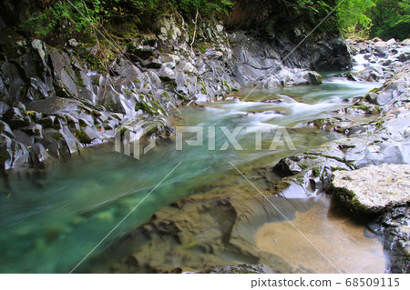 Summer Nakatsugawa Valley (Inawashiro Town, Kitashiobara Village) 68509115