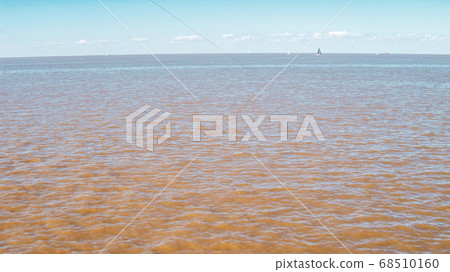 Endless landscapes with reflection like mirror of sky in Salar de Uyuni, Bolivia 68510160