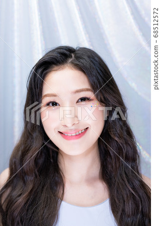 女人多彩 女人多彩 68512572