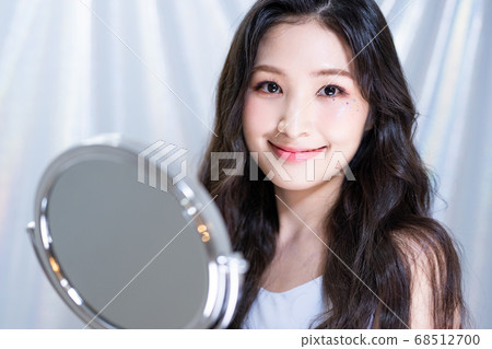 女性多彩 68512700