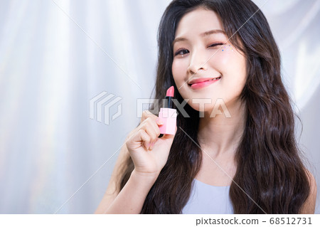 女性多彩 68512731