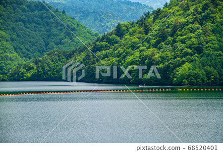 群馬縣水上市奧克通湖Naramata水壩 68520401