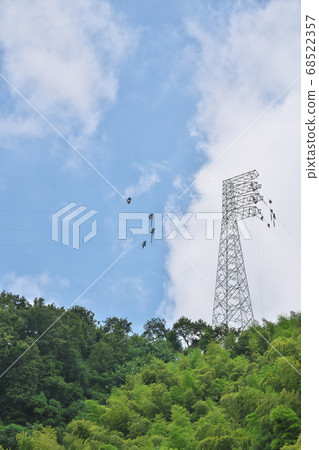 High-voltage wire replacement work 68522357