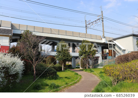 Viaduct of Tokyu Denentoshi Line (Machida City, Tokyo) 68526039