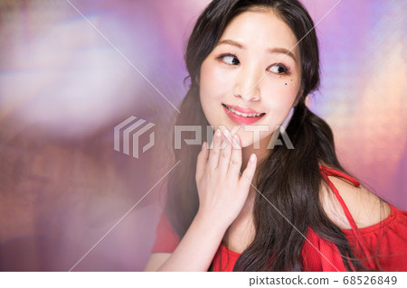 女人多彩 68526849