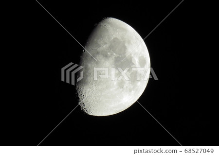 Moon after rain: Half a month: 8.4 months old (Nippon) Moon after rain: Half a month: 8.4 months old (Nippon) 68527049