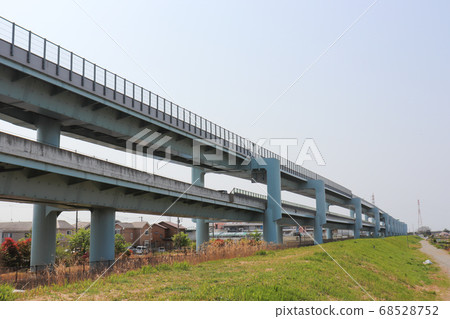 Ken-O Expressway (Samukawa Town, Kanagawa Prefecture) 68528752