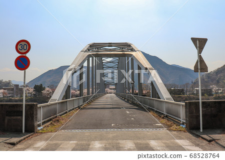 潭澤湖大佛橋(神奈川縣山北町) 潭澤湖大佛橋(神奈川縣山北町) 68528764