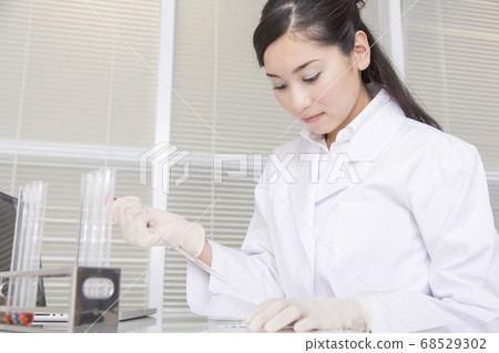 Clinical laboratory technician Clinical laboratory technician 68529302