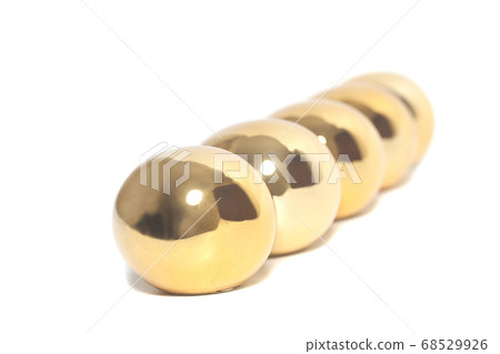 Set of golden eggs 68529926