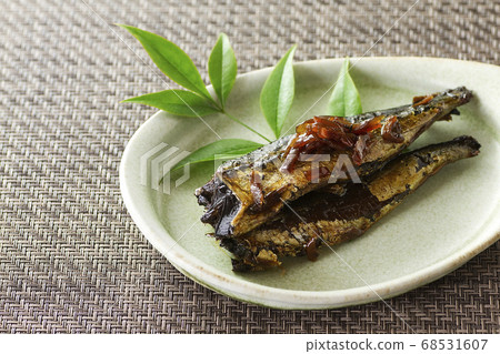 Simmered sardines 12 Simmered sardines 12 68531607
