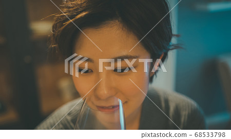 30多歲的女性生活方式 68533798