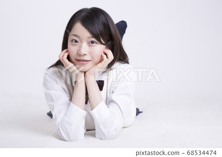 女孩高中生臉頰 68534474